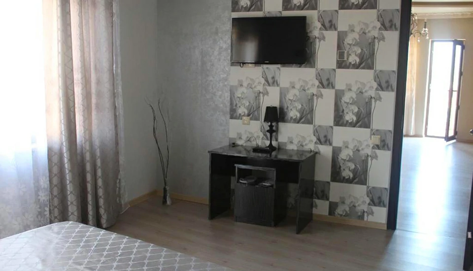 هتل ایبریا باتومی